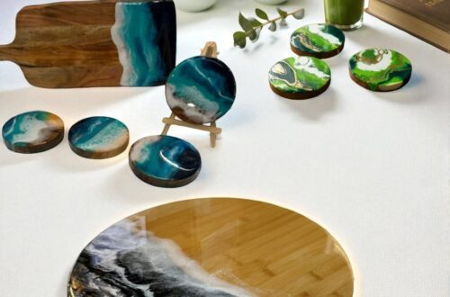Finished resin cheeseboards and coasters and lazy susan made at the Resin Art Workshop Tallawong.